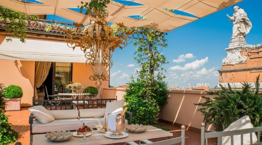 Suite with Terrace at Grand Hotel Majestic Gia Baglioni