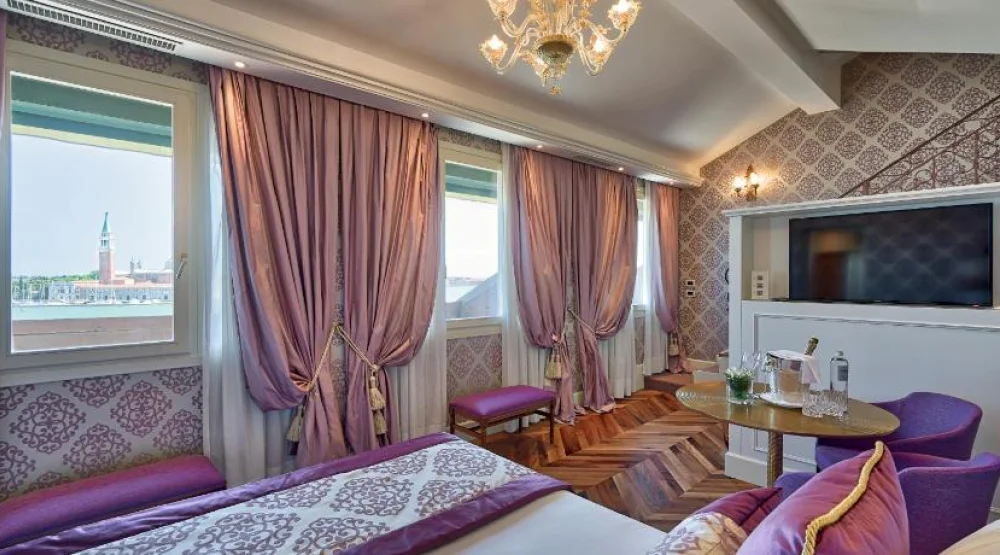 Suite at Londra Palace Venezia