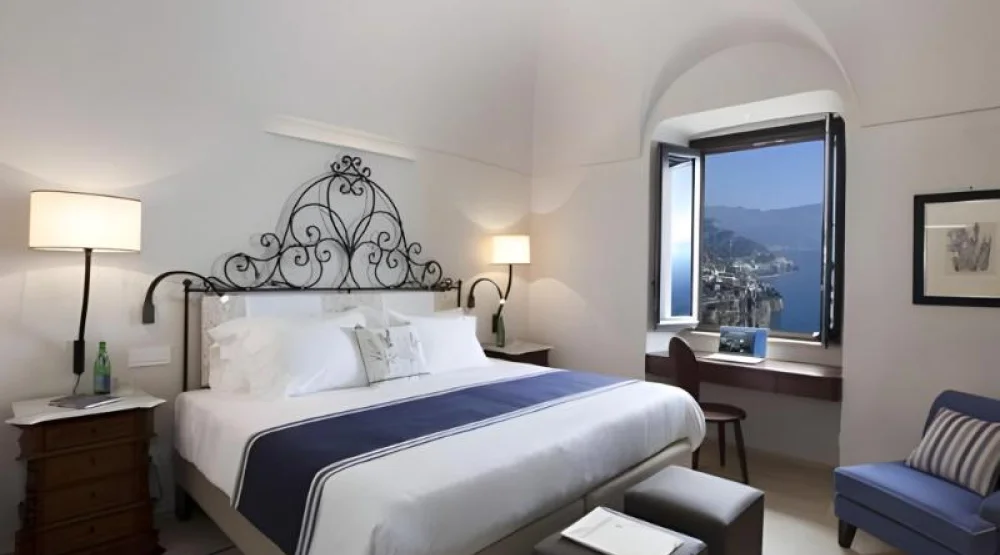 Superior Suite with Sea View at Monastero Santa Rosa Hotel & Spa