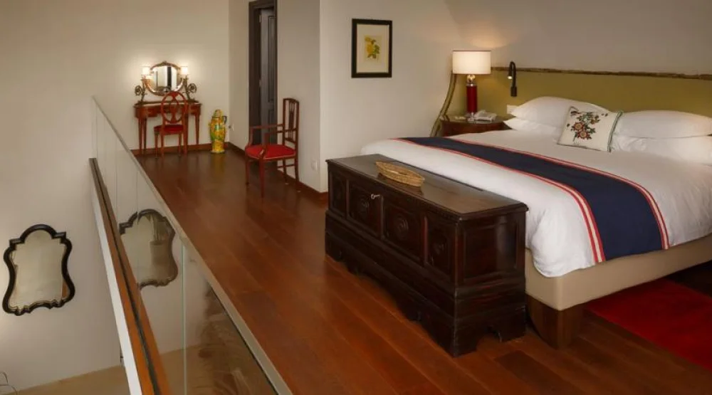 Rosa Suite with Sea View at Monastero Santa Rosa Hotel & Spa