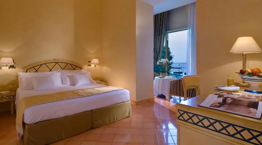 Deluxe Double Or Twin Room with Sea View at Miramare e Castello