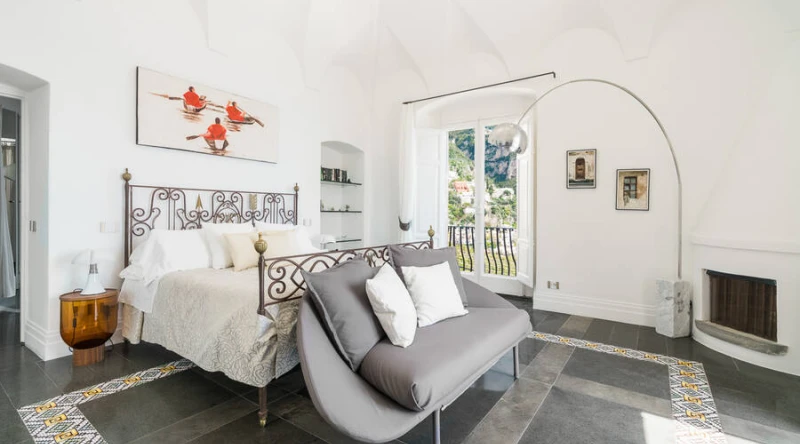 King Suite with Sea View at Villa Magia