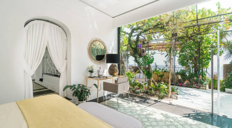 Deluxe Suite at Villa Magia