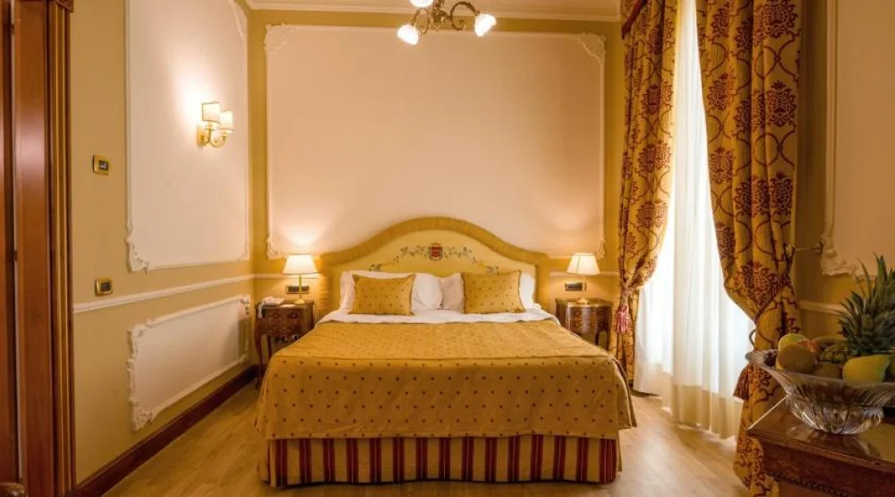 Junior Suite with Balcony at Grand Hotel Wagner