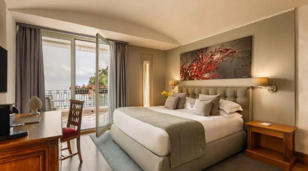 Superior Triple at Mazzaro Sea Palace