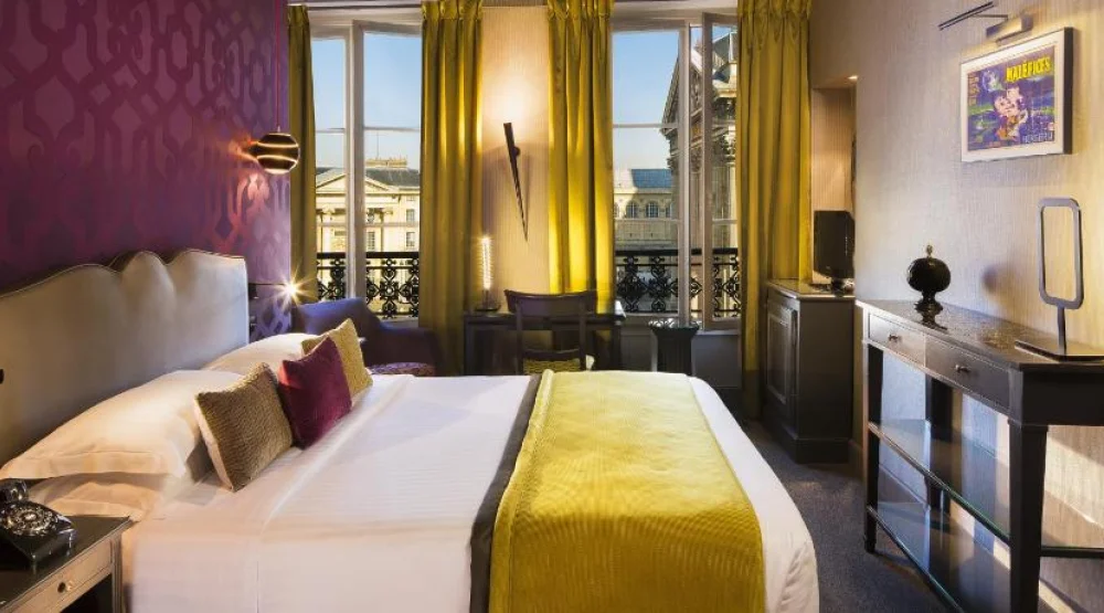 Superior Pantheon Room at Les Dames Du Pantheon