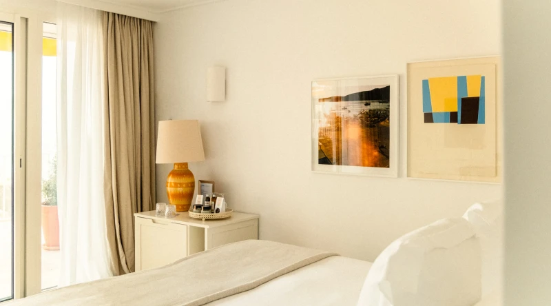 Deluxe Sea Level at Hotel Les Roches Rouges