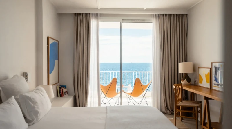 Deluxe Sea View at Hotel Les Roches Rouges