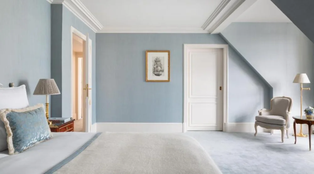 Suite Honeymoon at Le Bristol Paris, an Oetker Collection Hotel