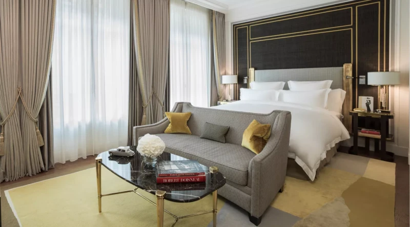 Junior Suite at Hotel de Crillon, A Rosewood Hotel