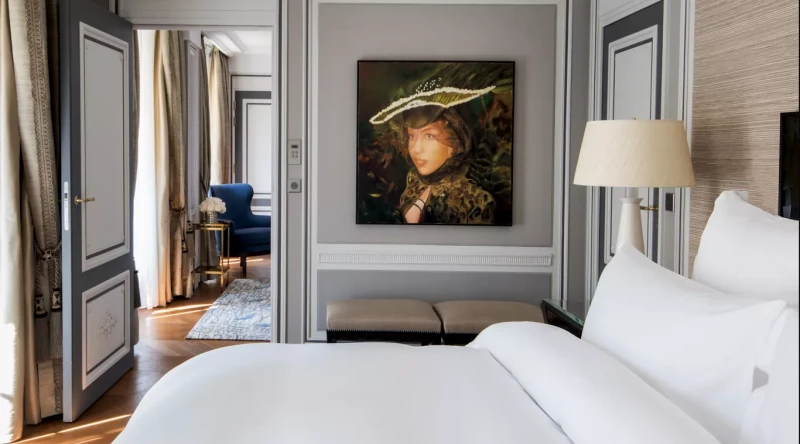 Deluxe Suite at Hotel de Crillon, A Rosewood Hotel