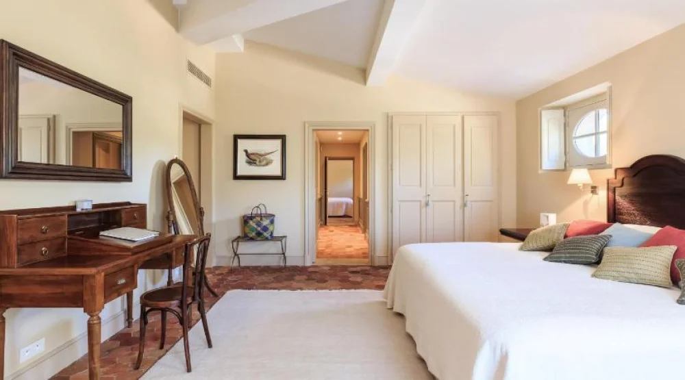 Family Room with Garden View at Chateau De Berne