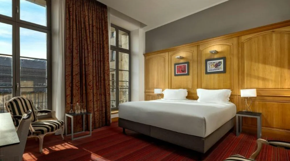 Privilege King, Guest Room, Double, Courtyard View at Hotel de Bourgtheroulde, Autograph Collection