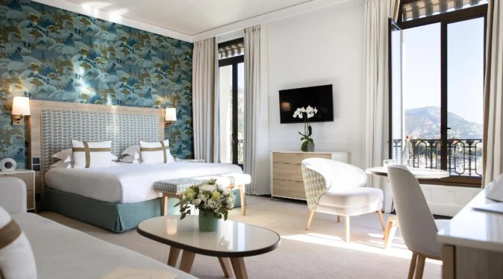 Junior Suite Sea View at Hotel Royal Riviera