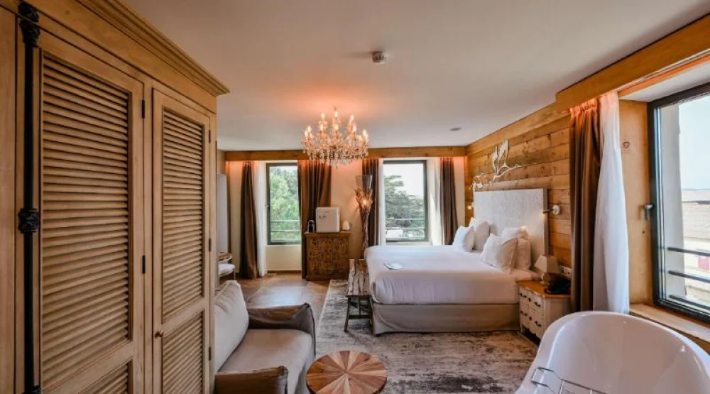 King Hameau Junior Suite at Le Hameau Des Pesquiers Ecolodge & Spa