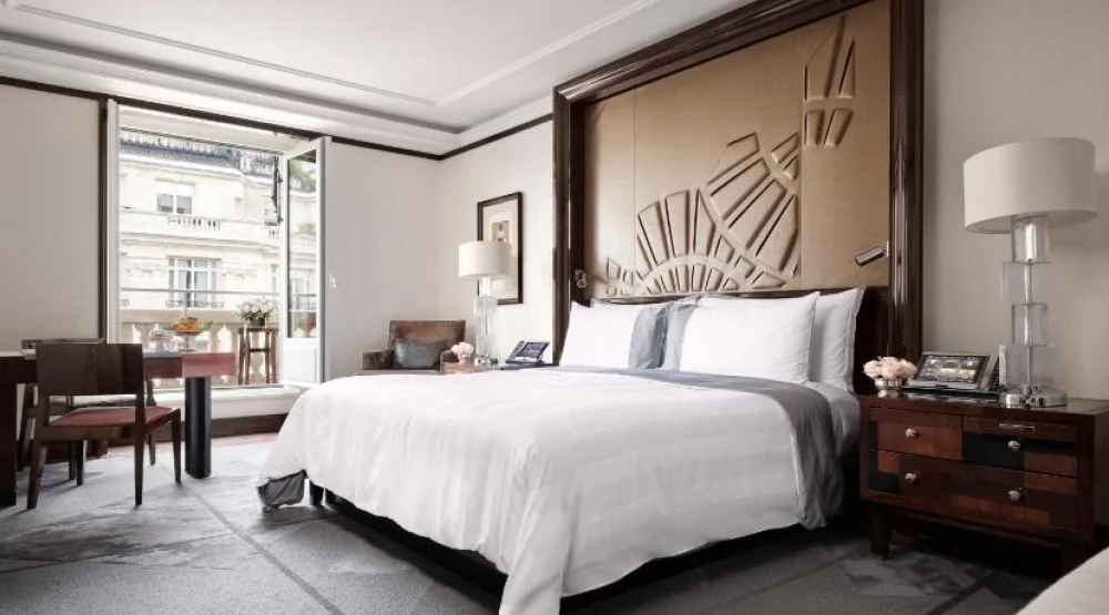 Grand Premier King Room at The Peninsula Paris
