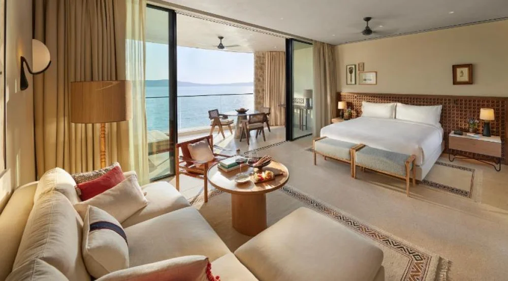 Interconnecting Bay View Junior Suites at Mandarin Oriental Costa Navarino