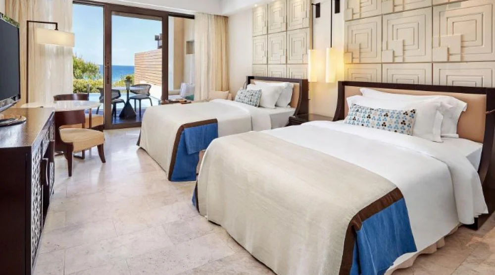 Premium Infinity, Guest Room, Two Twin, Sea View, Private Pool at The Romanos, a Luxury Collection Resort