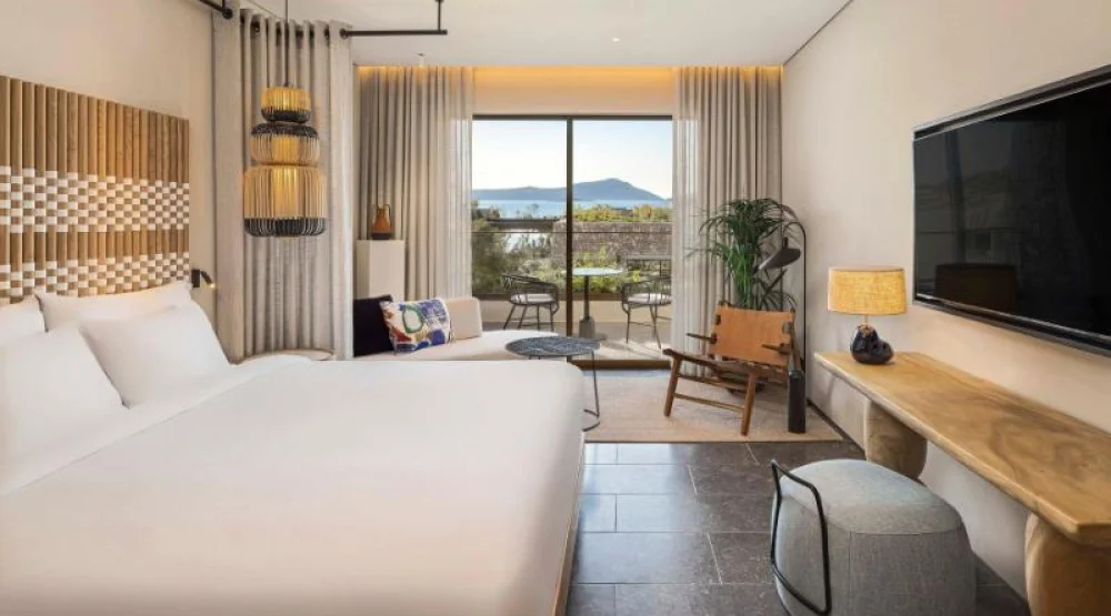 Wonderful Bay View, Guest Room, Two Twin, Partial Sea View, Balcony at W Costa Navarino