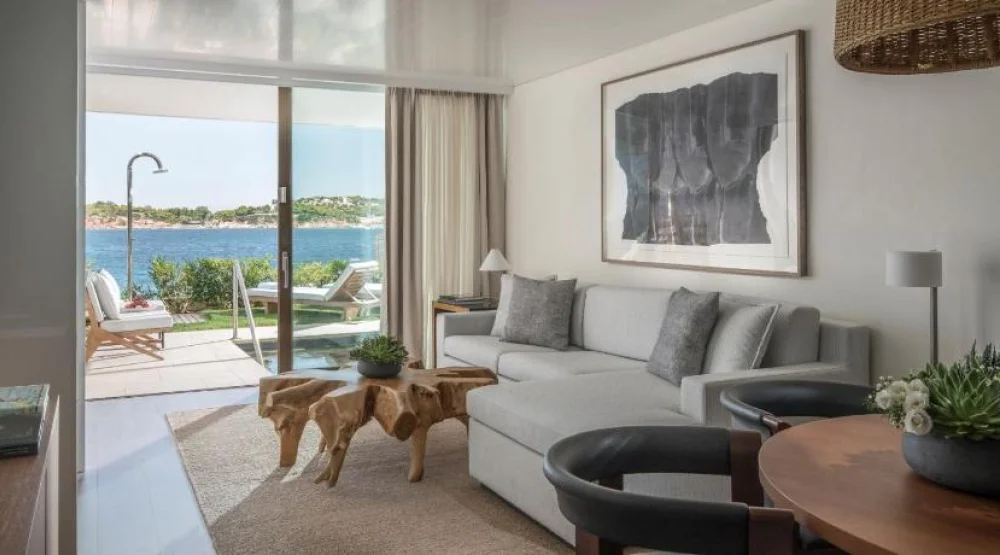 Nafsika Sea View Garden One Bedroom Suite King Bed at Four Seasons Astir Palace Hotel Athens