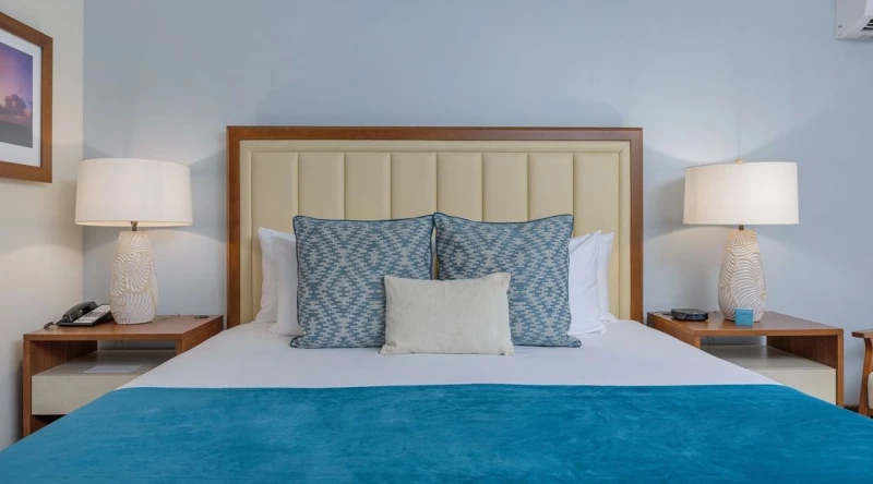 Deluxe Ocean View Room at Manchebo Beach Resort