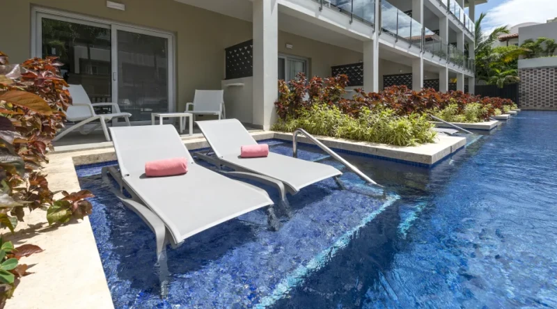 Superior Swim Up Room at Catalonia Royal La Romana
