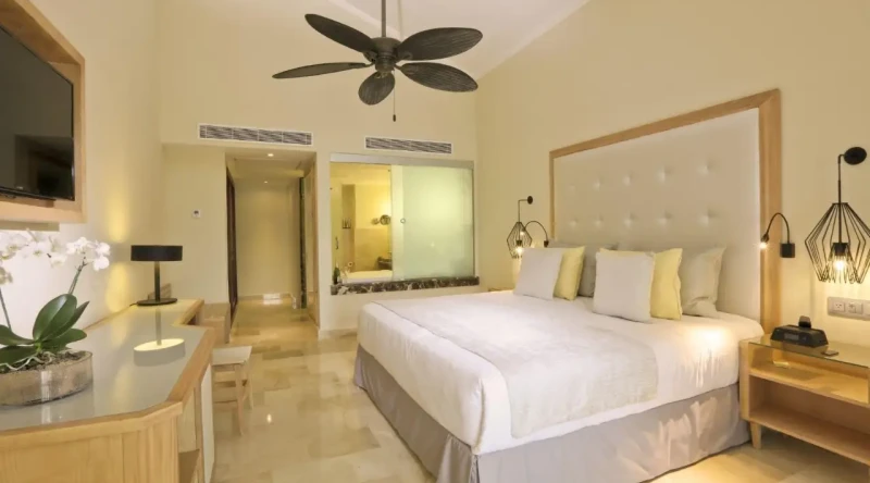 Deluxe Garden View at Grand Palladium Palace Resort Spa & Casino