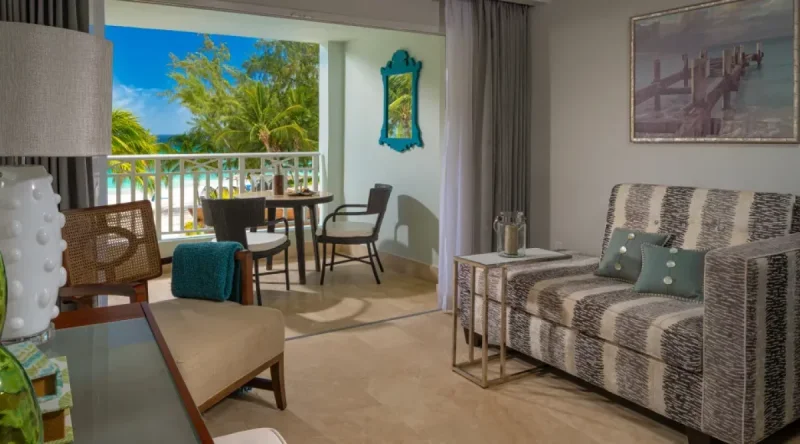 Beachfront Honeymoon Club Level Suite at Sandals Barbados