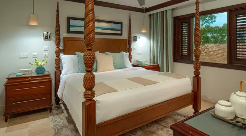 Crystal Lagoon One Bedroom Butler Honeymoon Luxury Suite with Balcony Tranquility Soaking Tub at Sandals Barbados