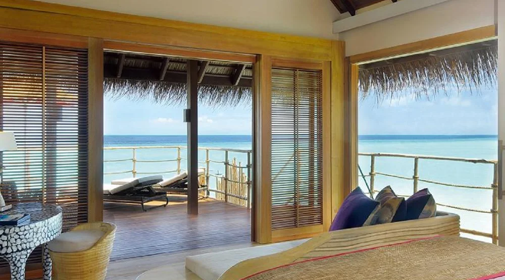 Senior Water Villa All Inclusive at Constance Moofushi