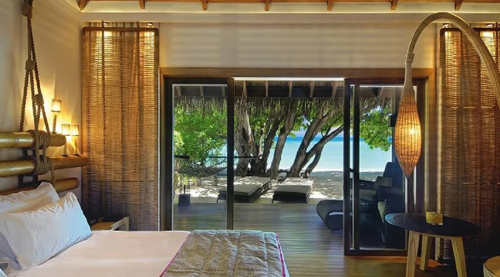Beach Villa All Inclusive at Constance Moofushi