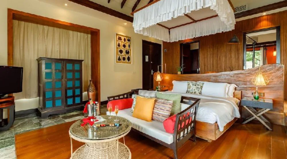 Beach Villa Sunrise with Private Pool at Ozen Reserve Bolifushi