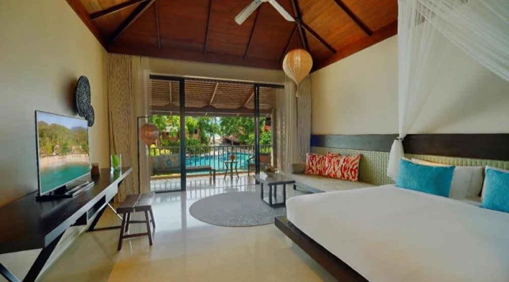 Deluxe Pool View at Buri Rasa Village Koh Phangan