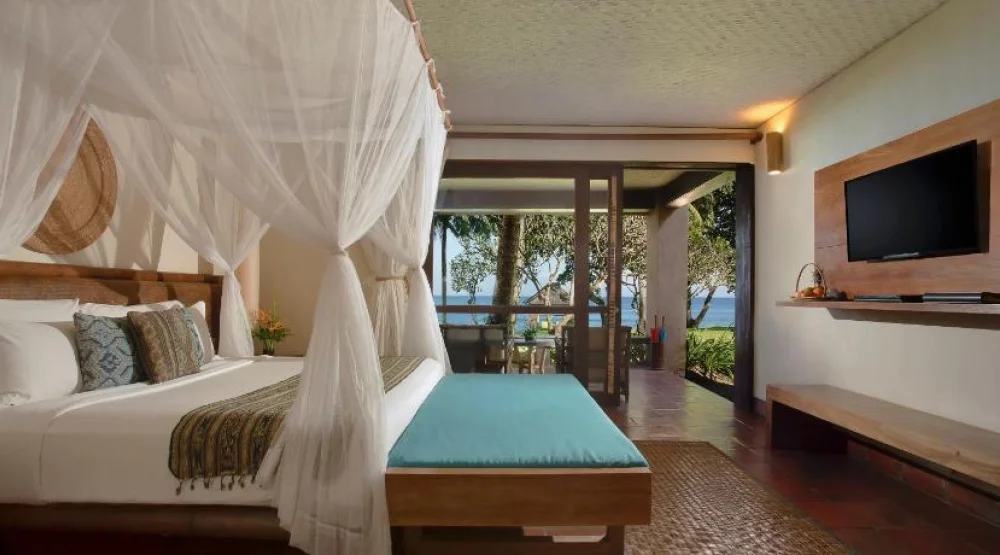 Ananda Segara Beachfront Suite at Jeeva Klui Resort