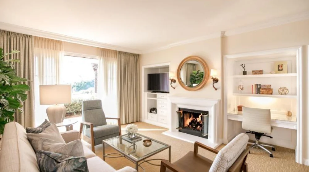 One Bedroom Premier Resort Residence King Bed at Four Seasons Residence Club Aviara