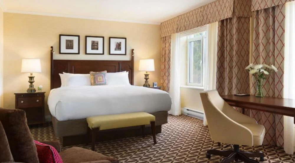 Queen Room with River View at Fairmont Le Manoir Richelieu