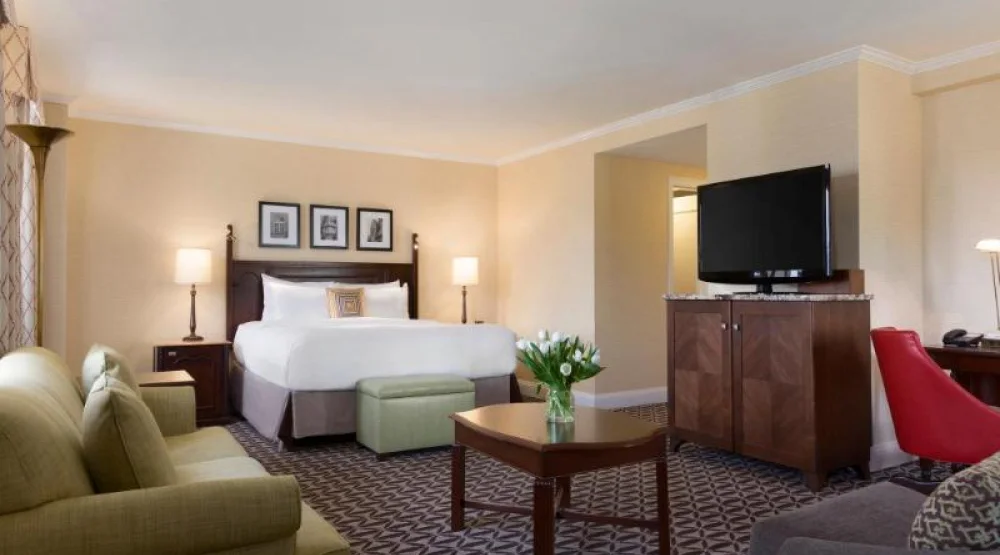 Deluxe View King at Fairmont Le Manoir Richelieu