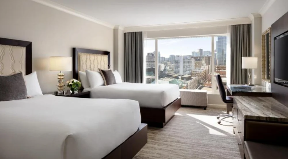 Deluxe City View Queen at Fairmont Waterfront Hotel