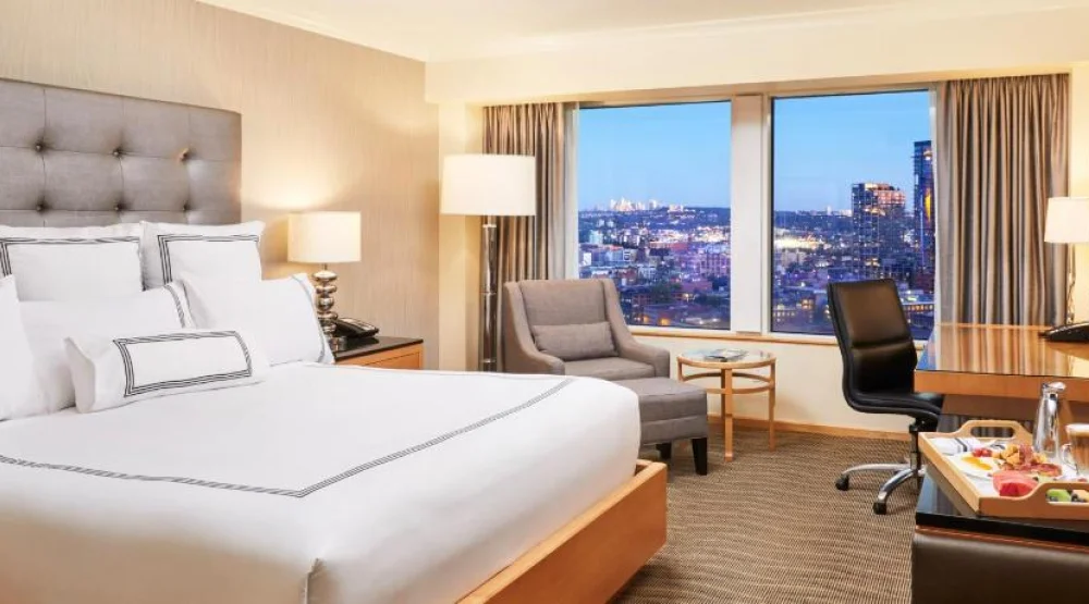 Deluxe Room - King Bed at Pan Pacific Vancouver