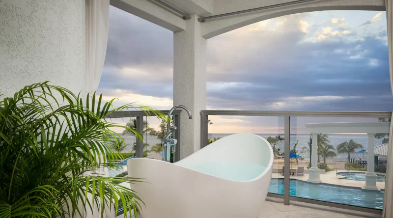Starlight Beachfront Club Level Suite W/ Balcony Tranquility Soaking Tub at Sandals South Coast