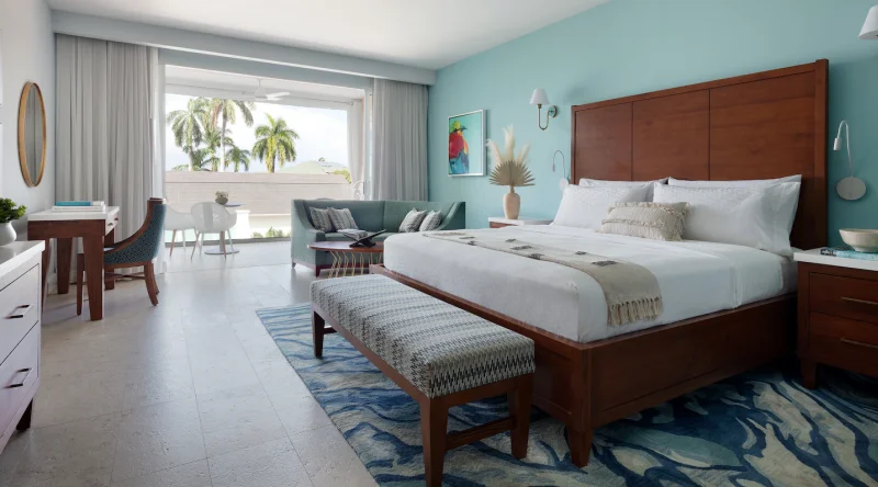 Crystal Lagoon Hideaway Jr. Suite W/balcony Tranquility Soaking Tub at Sandals Royal Caribbean