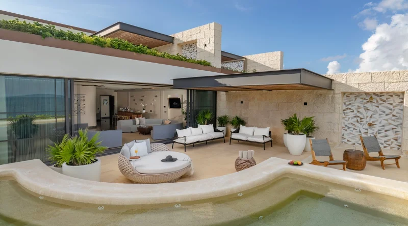 Inspira Master Suite Ocean Front at Atelier Playa Mujeres