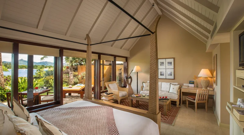 Luxury Villa with Private Garden at The Oberoi Beach Resort Mauritius