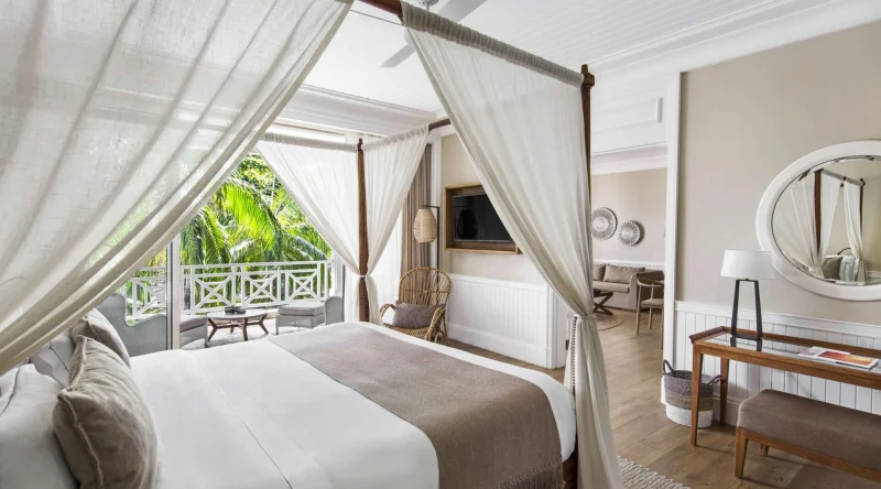 Senior Suite Garden View at Heritage Le Telfair Golf & Wellness Resort