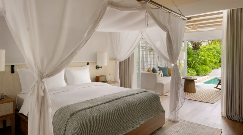 Deluxe Beach Villa with Pool at Six Senses Kanuhura