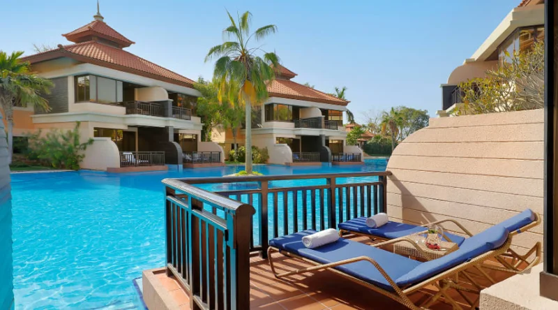 Deluxe Lagoon Access Room at Anantara The Palm Dubai Resort