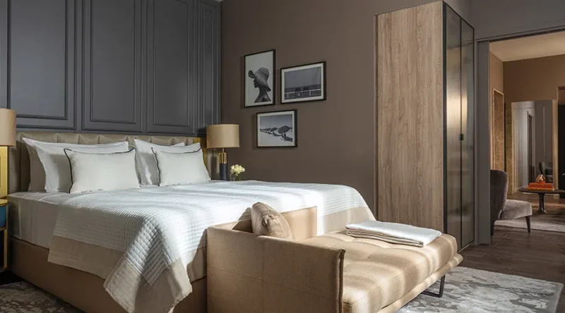 Suite Sea View with Balcony at Anantara Plaza Nice Hotel